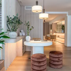 https://panorama-cattolica.emilia-romagnahotels.net